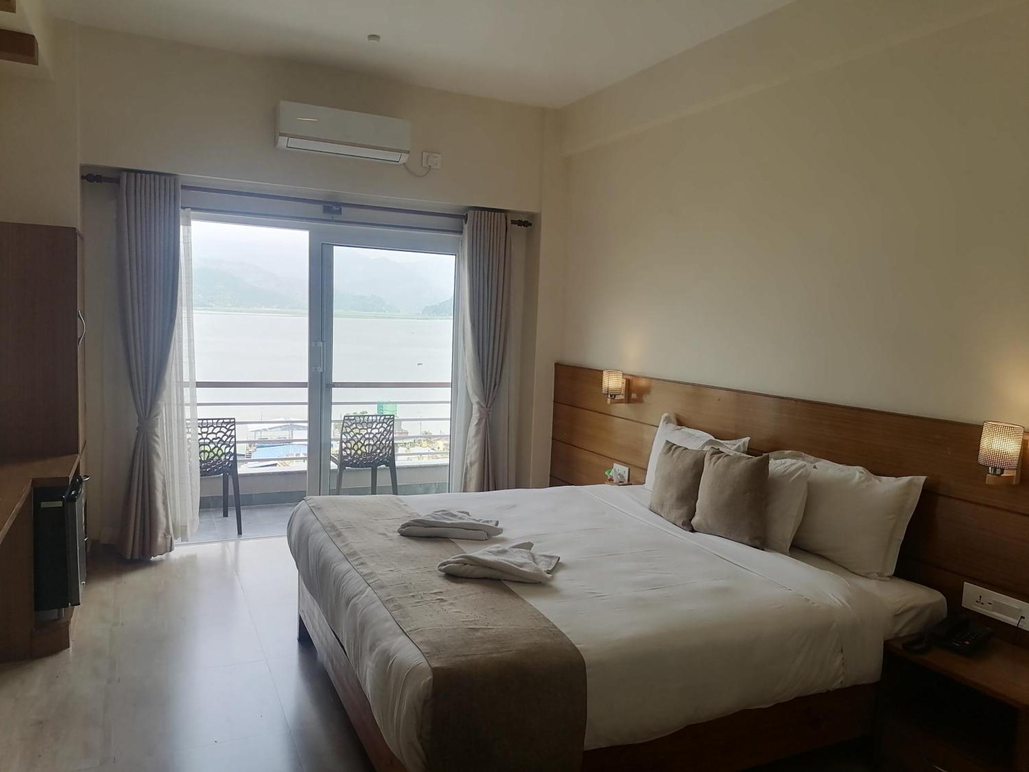 Urban Boutique Hotel Pokhara Zewnętrze zdjęcie