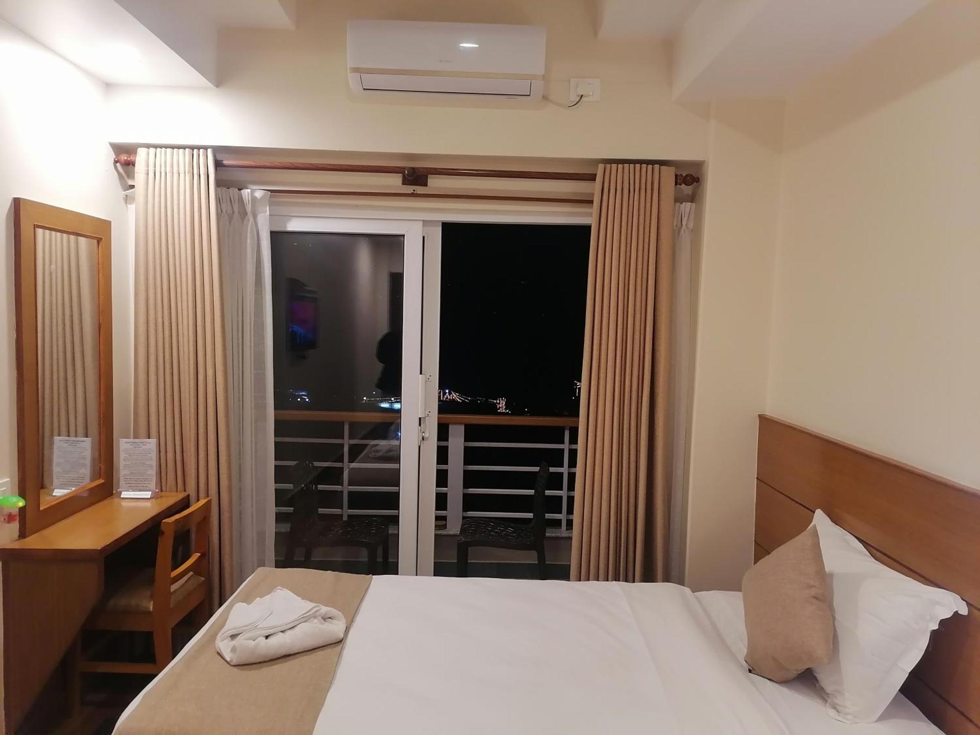 Urban Boutique Hotel Pokhara Zewnętrze zdjęcie