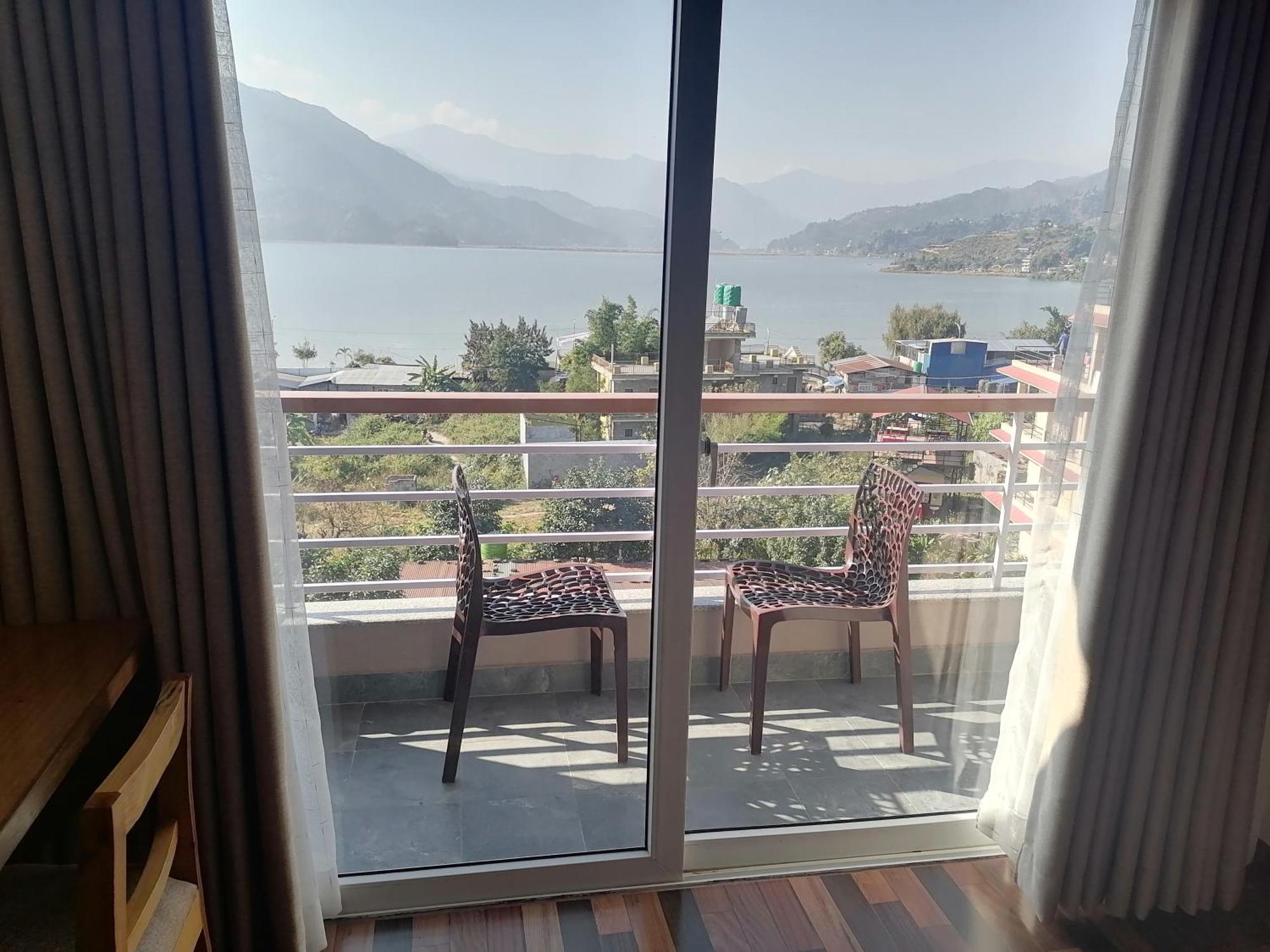 Urban Boutique Hotel Pokhara Zewnętrze zdjęcie