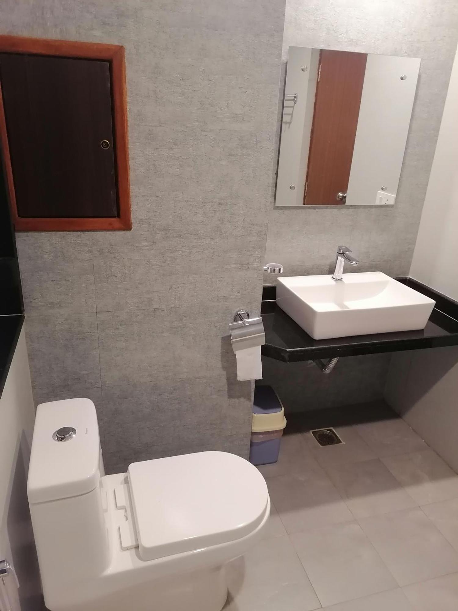 Urban Boutique Hotel Pokhara Zewnętrze zdjęcie