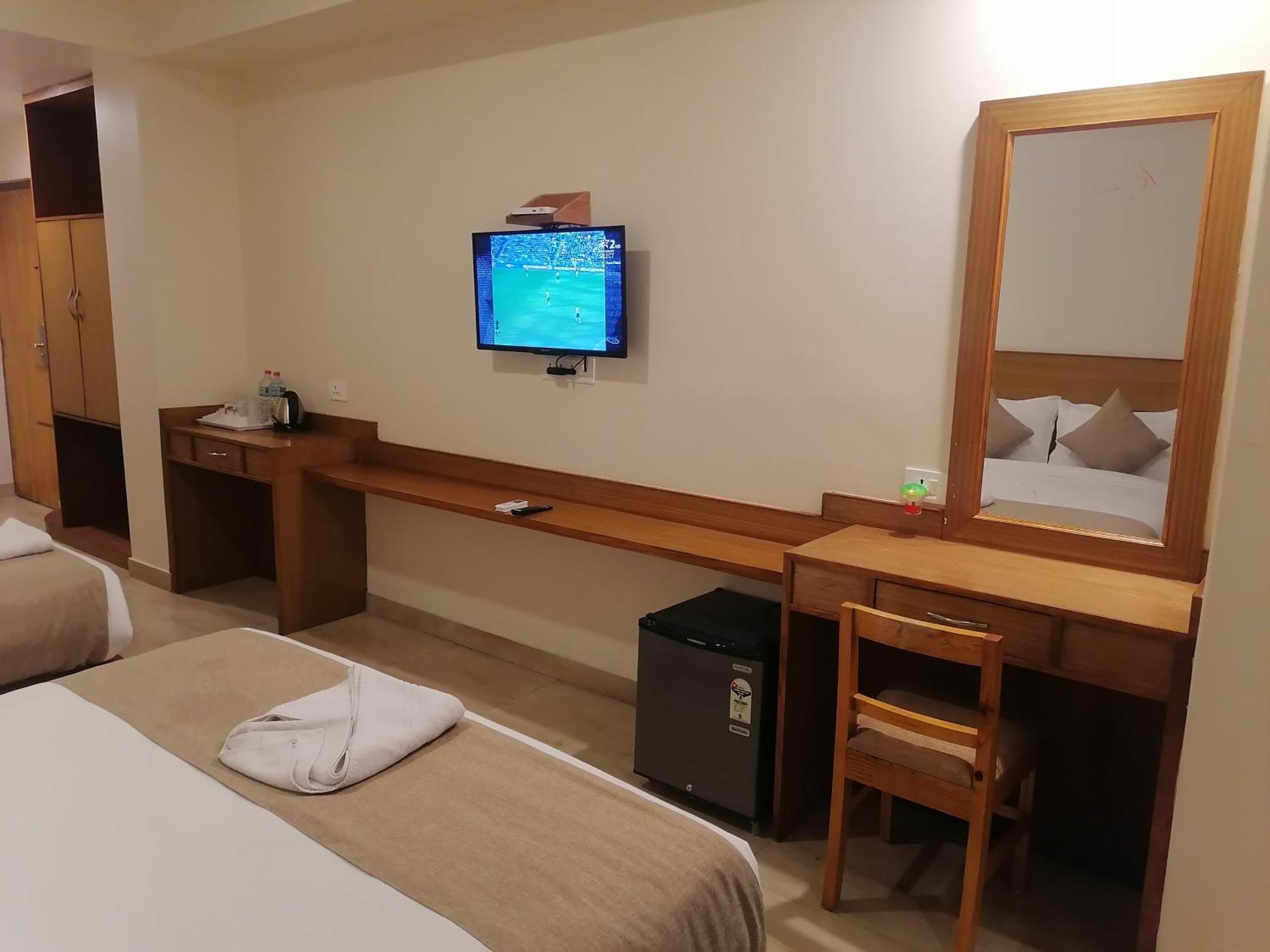 Urban Boutique Hotel Pokhara Zewnętrze zdjęcie