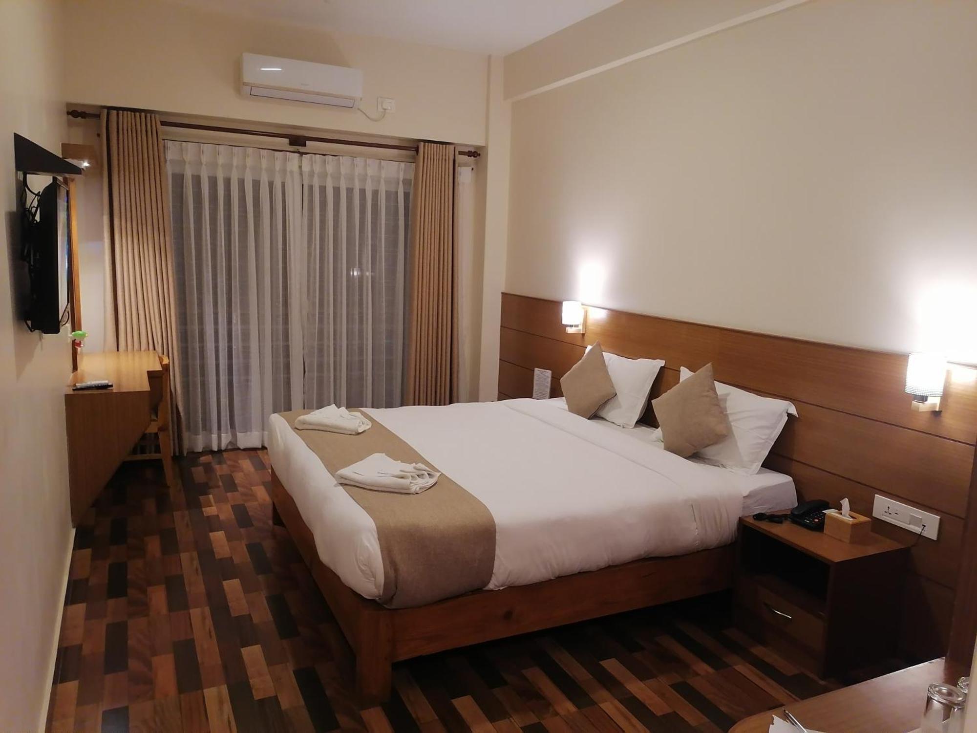 Urban Boutique Hotel Pokhara Zewnętrze zdjęcie